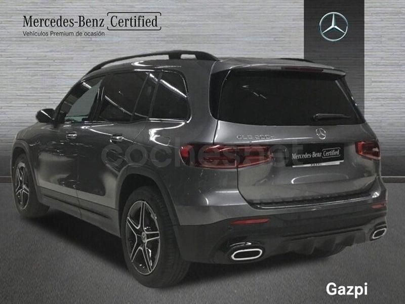 Usado Mercedes GLB200 150 CV (110 kW) 2024 Gris / plata SUV