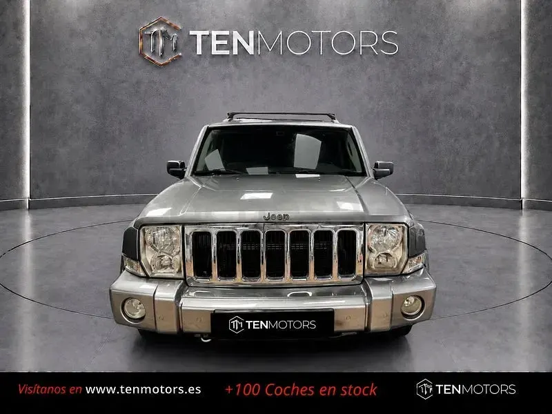 Usado Jeep Commander Sport 218 CV (160 kW) 2009 Gris / plata SUV