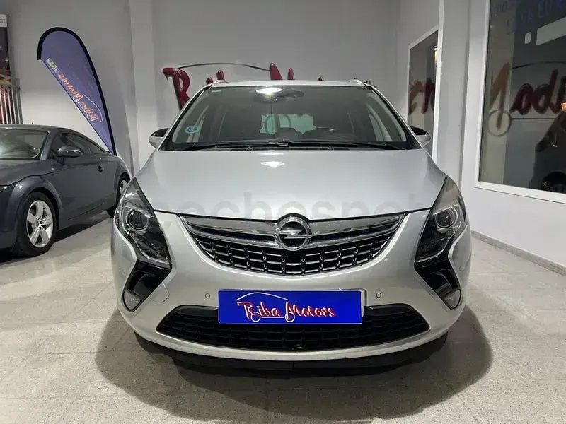Usado Opel Zafira Family 125 CV (91 kW) 2015 Gris / plata Monovolumen