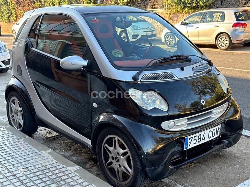 Negro Usado 2004 Smart ForTwo Cabrio Passion Descapotable | 3800 € - Imagen 1/4