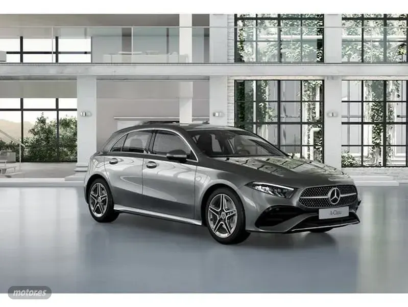 Usado Mercedes A180 116 CV (85 kW) 2024 Gris Berlina