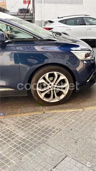 Usado Renault Grand Scénic IV Zen 120 CV (88 kW) 2020 Azul Monovolumen