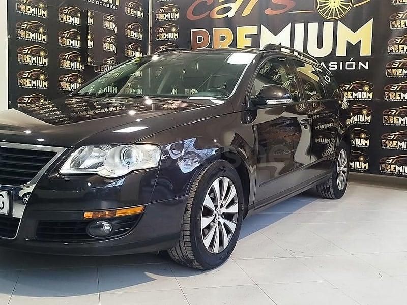 Negro Usado 2009 VW Passat Edition Familiar | 5999 € (Precio justo) - Imagen 1/4