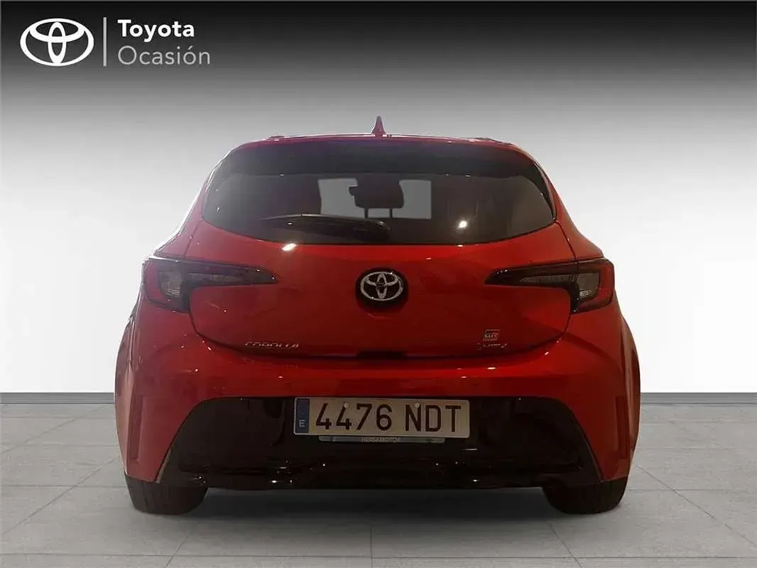 Usado Toyota Corolla Sport 140 CV (102 kW) 2025 Monovolumen
