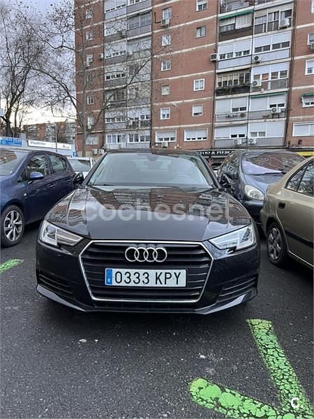 Usado Audi A4 150 CV (110 kW) 2019 Negro Berlina