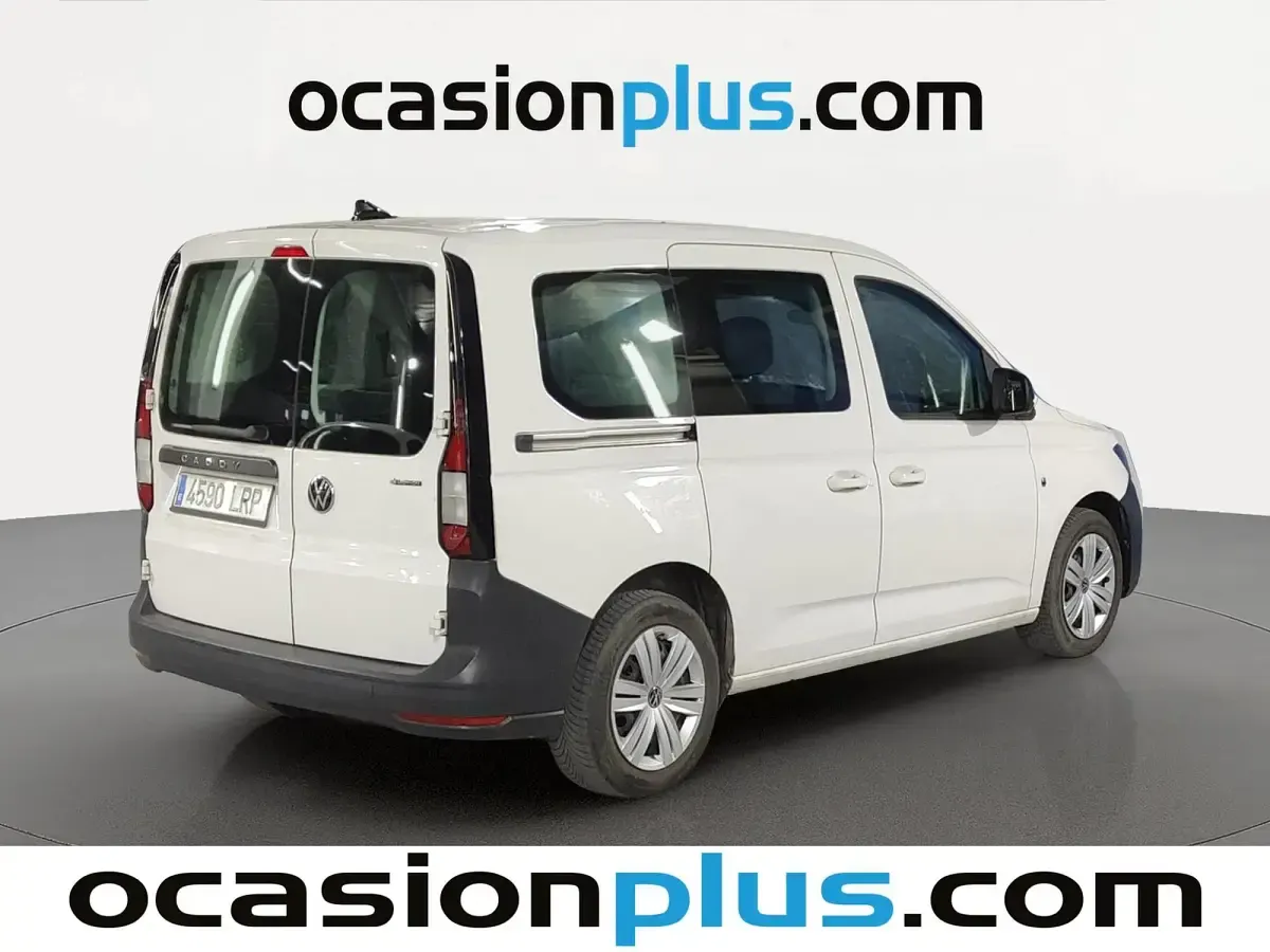 Usado VW Caddy 122 CV (89 kW) 2021 Blanco Monovolumen
