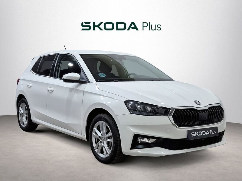 Blanco Usado 2024 Skoda Fabia Selection Berlina | 17.490 € (Un poco caro) - Imagen 1/4