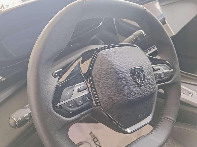 Usado Peugeot 308 SW Allure 131 CV (96 kW) 2023 Azul Familiar