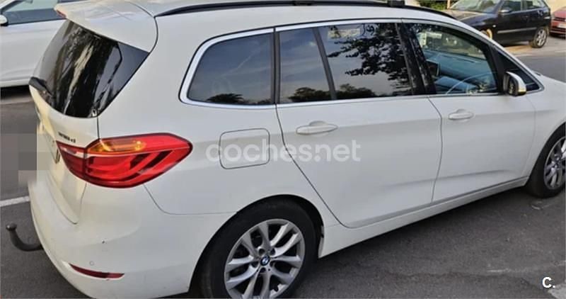 Usado BMW 218 150 CV (110 kW) 2016 Blanco Familiar