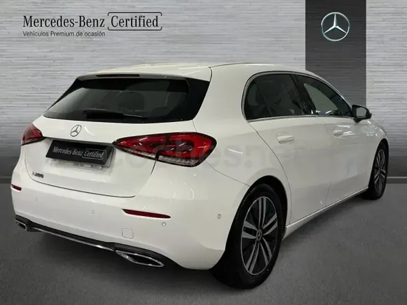 Usado Mercedes A200 163 CV (119 kW) 2022 Blanco Berlina