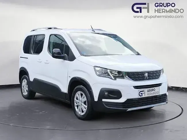 Usado Peugeot Rifter Allure 100 CV (73 kW) 2021 Blanco Monovolumen