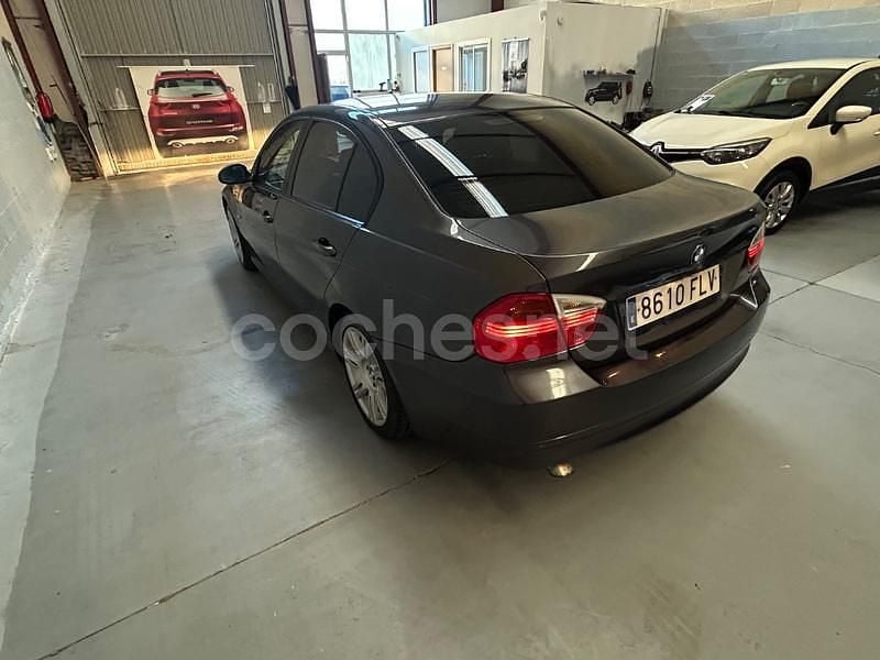 Usado BMW 320 163 CV (119 kW) 2007 Gris / plata Berlina