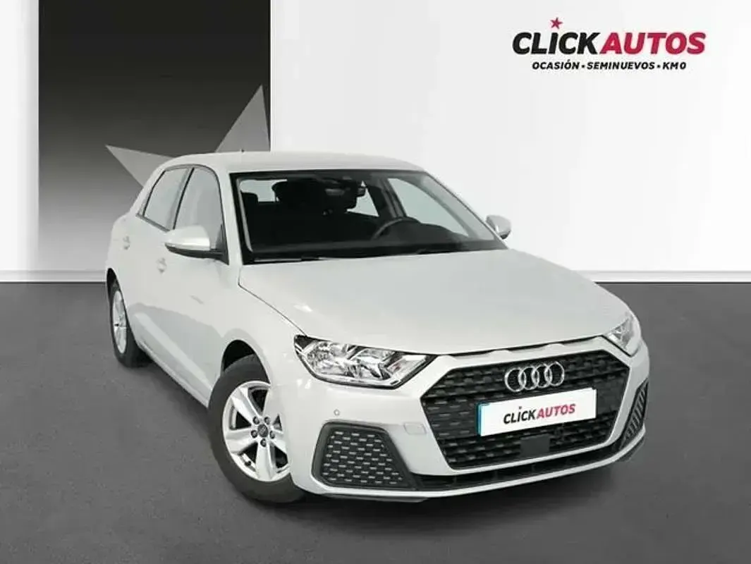 Usado Audi A1 95 CV (69 kW) 2024 Plateado SUV
