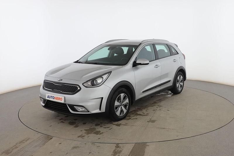 Usado Kia Niro 141 CV (103 kW) 2019 Gris SUV