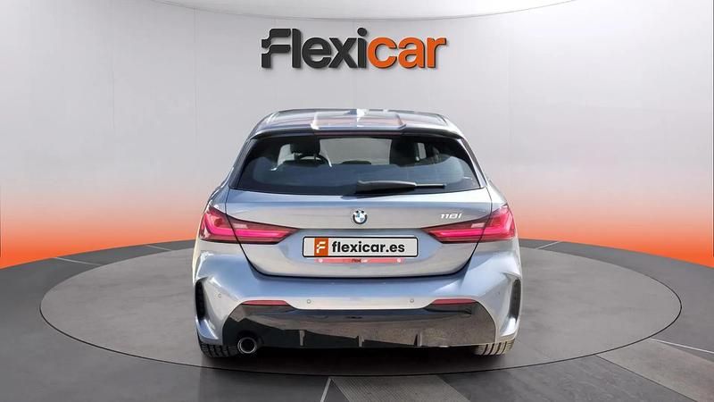 Usado BMW 118 136 CV (100 kW) 2024 Gris Utilitario