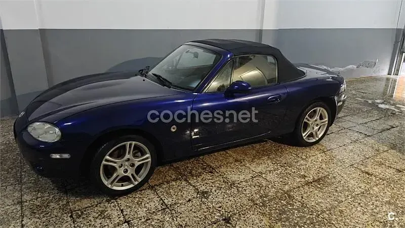 Usado Mazda MX5 Active 110 CV (80 kW) 2005 Azul Descapotable
