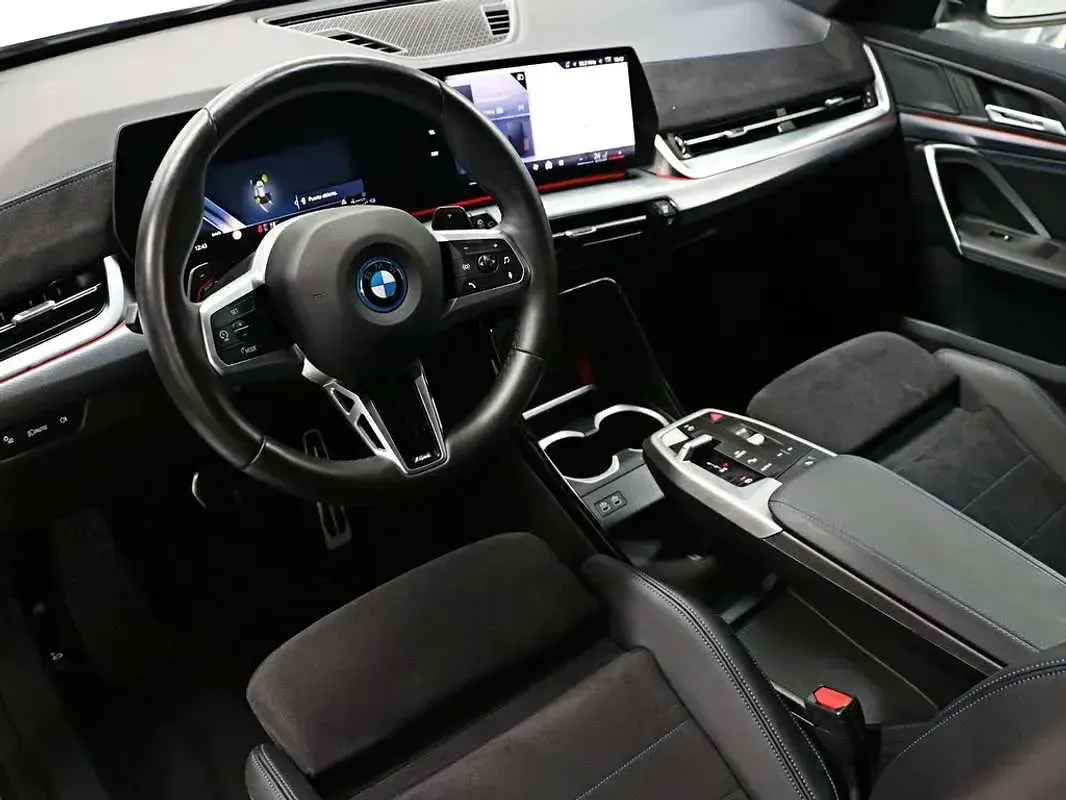 Usado BMW X1 245 CV (180 kW) 2025 Blanco SUV