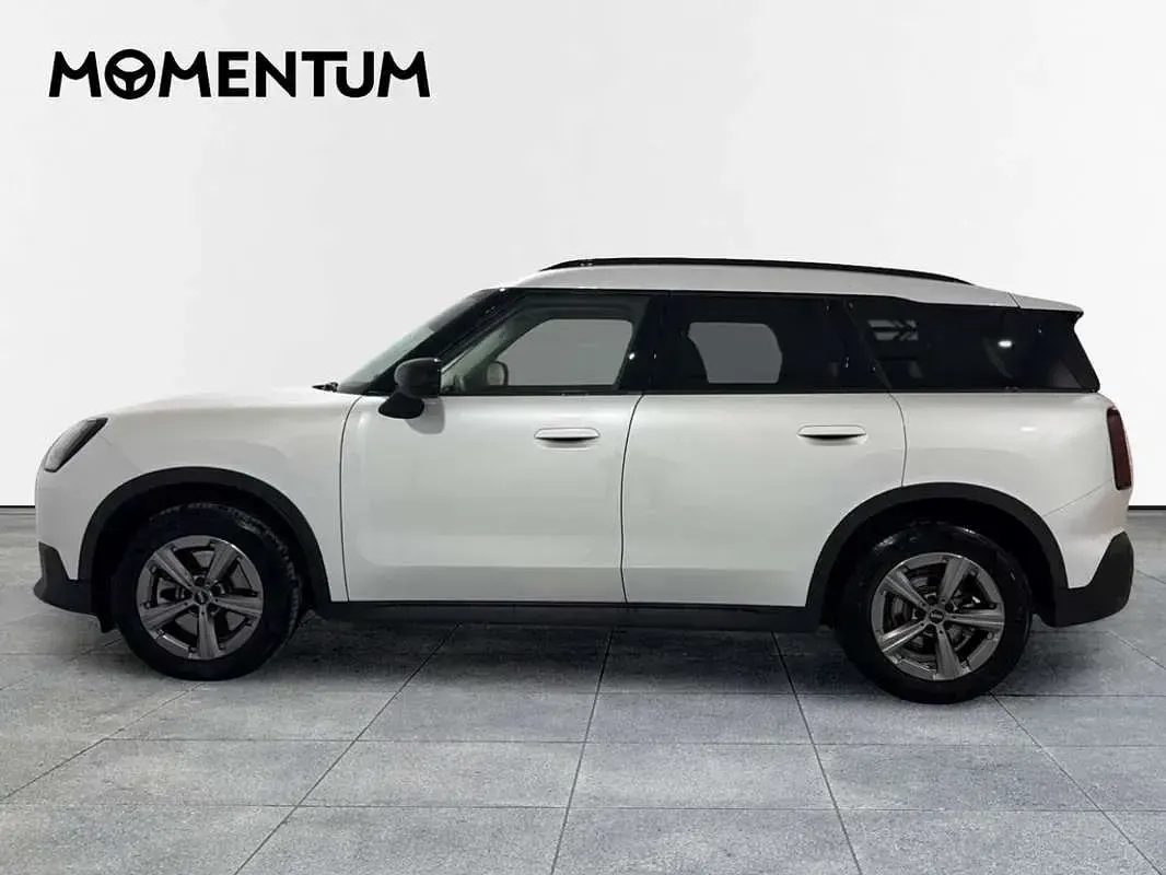 Usado Mini One Countryman Essential 170 CV (125 kW) 2024 Blanco SUV
