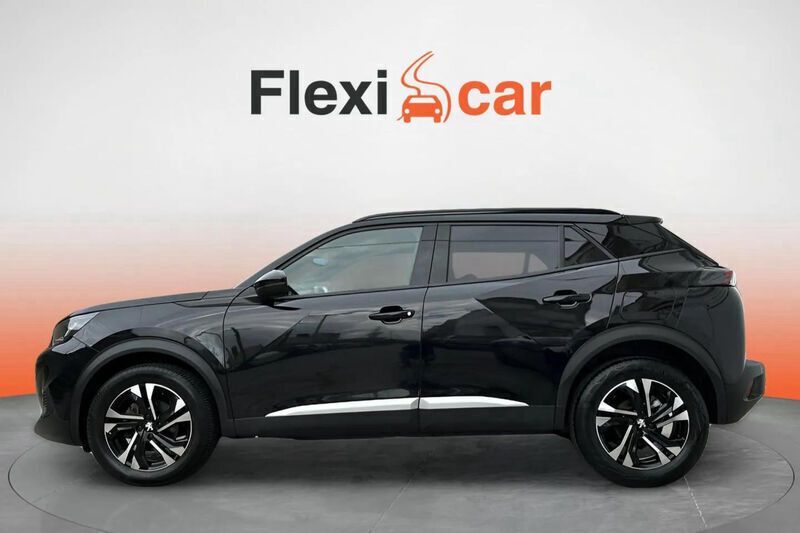 Usado Peugeot 2008 Allure 131 CV (96 kW) 2023 Gris SUV