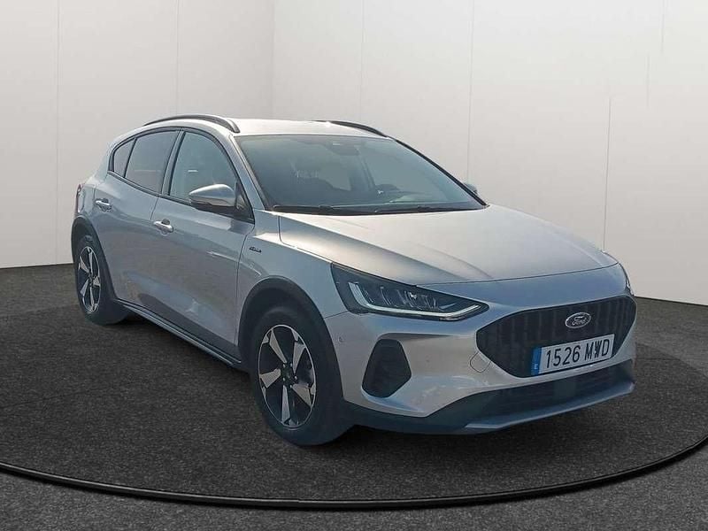 Usado Ford Focus Active 155 CV (114 kW) 2024 Plateado Utilitario