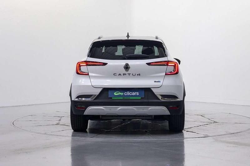 Usado Renault Captur Zen 159 CV (116 kW) 2020 Blanco SUV