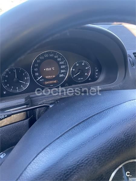 Usado Mercedes E220 Avantgarde 150 CV (110 kW) 2006 Negro Familiar