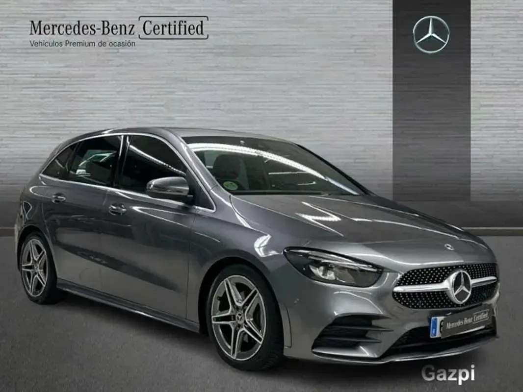 Usado Mercedes B200 AMG line 150 CV (110 kW) 2022 Utilitario