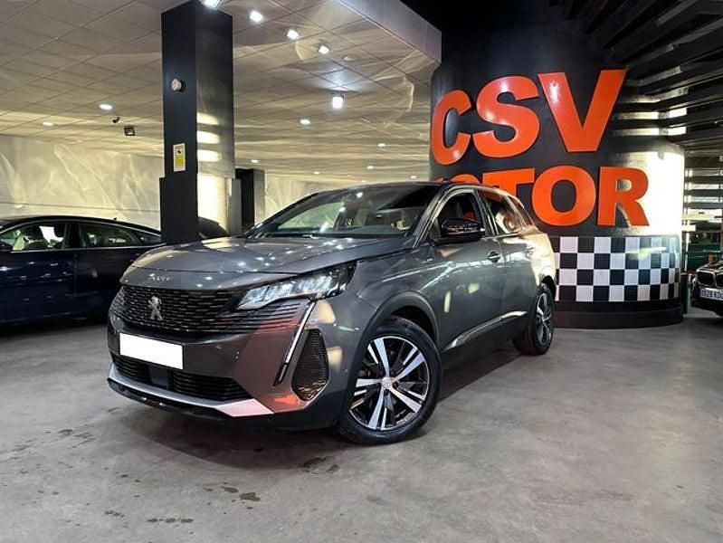 Usado Peugeot 3008 Allure 225 CV (165 kW) 2023 Gris / plata SUV