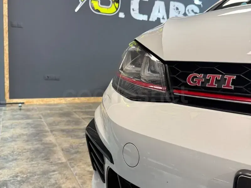 Usado VW Golf VII GTI Clubsport 265 CV (194 kW) 2016 Blanco Berlina