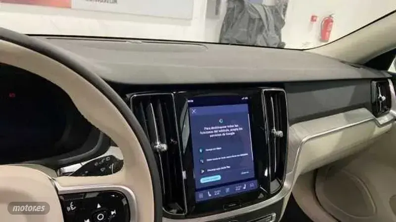 Nuevo Volvo V60 Core 2026 Negro Familiar