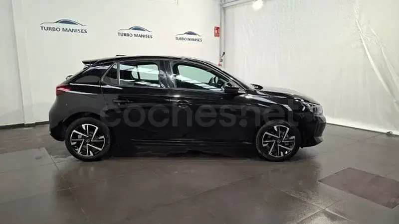 Usado Opel Corsa GS Line 100 CV (73 kW) 2024 Negro Utilitario