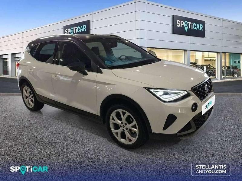 Usado Seat Arona FR 91 CV (66 kW) 2021 Blanco SUV
