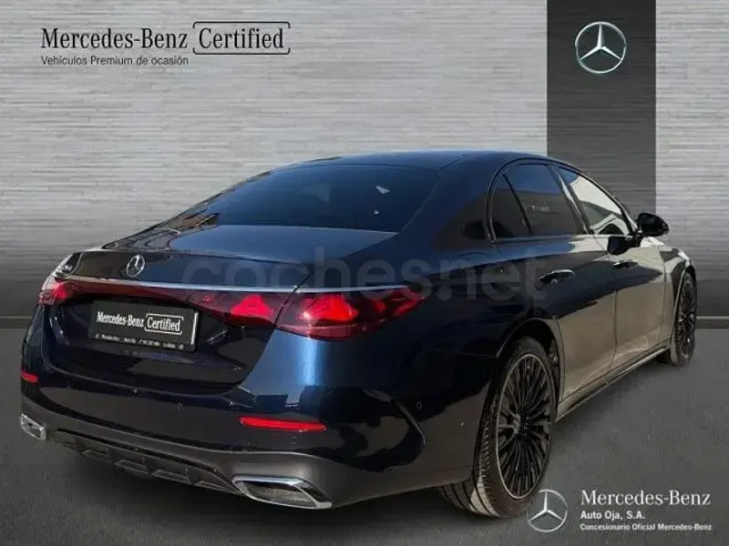 Nuevo Mercedes E220 197 CV (144 kW) 2026 Azul Berlina