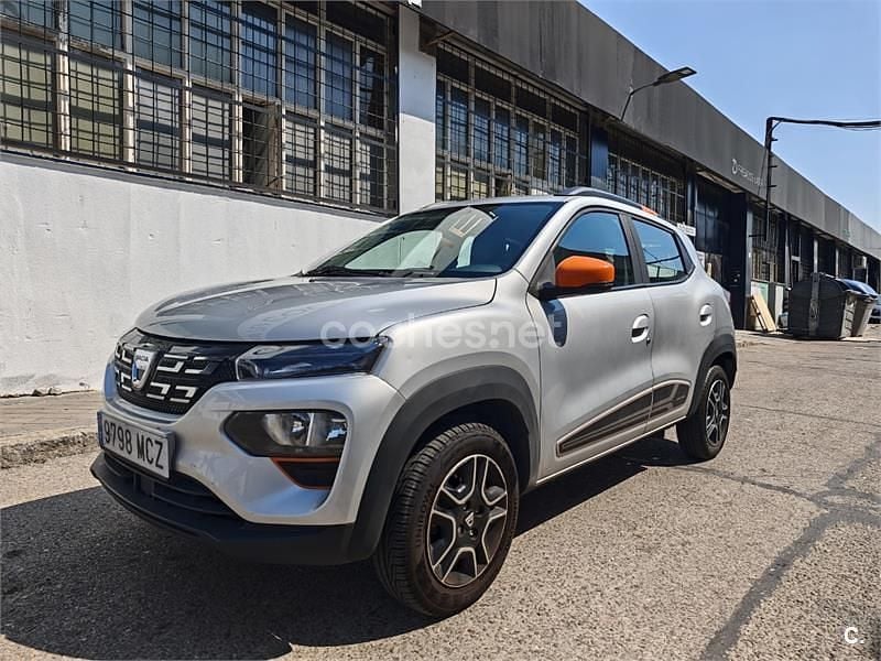 Usado Dacia Spring Comfort Plus 47 kW (65 CV) 2022 Eléctrico Utilitario