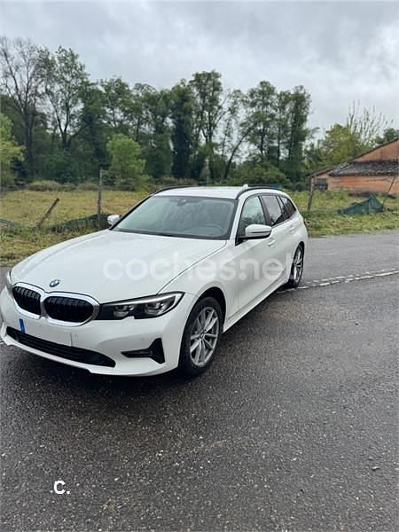 Usado BMW 318 Comfort Edition 150 CV (110 kW) 2020 Blanco Familiar