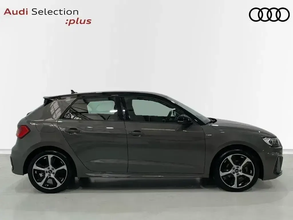 Usado Audi A1 110 CV (80 kW) 2023 Gris SUV