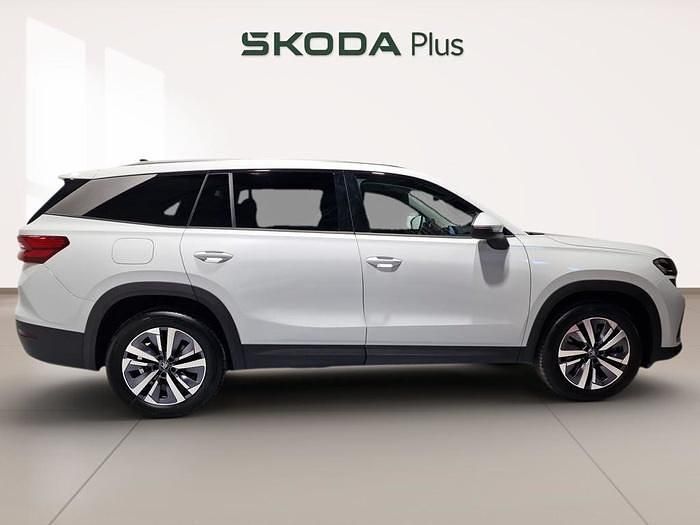 Usado Skoda Kodiaq Selection 150 CV (110 kW) 2025 Blanco SUV
