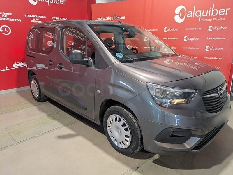 Usado Opel Combo Life Edition+ 102 CV (75 kW) 2021 Gris / plata Monovolumen
