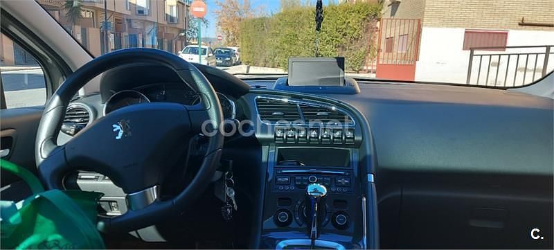 Usado Peugeot 3008 Allure 163 CV (119 kW) 2012 Beige Berlina