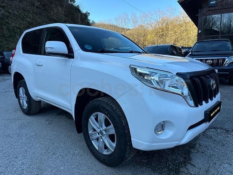 Usado Toyota Land Cruiser 177 CV (130 kW) 2017 Blanco SUV