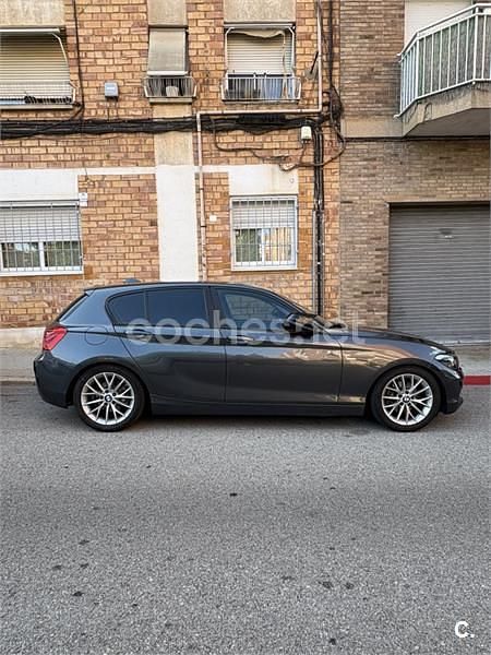 Usado BMW 120 Urban Line 177 CV (130 kW) 2015 Gris / plata Utilitario