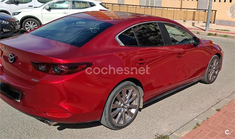 Usado Mazda 3 122 CV (89 kW) 2020 Rojo Berlina