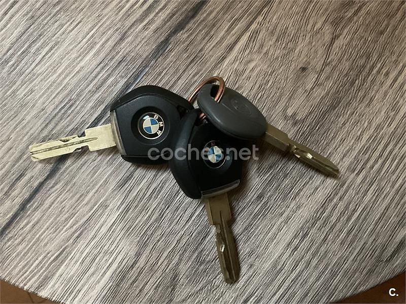 Usado BMW 523 170 CV (125 kW) 1997 Azul Berlina