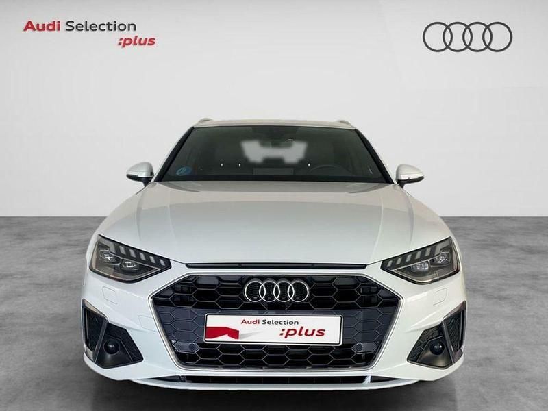 Usado Audi A4 S-Line 163 CV (119 kW) 2023 Blanco Familiar