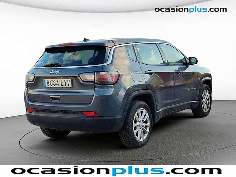 Usado Jeep Compass Longitude 131 CV (96 kW) 2022 Gris SUV