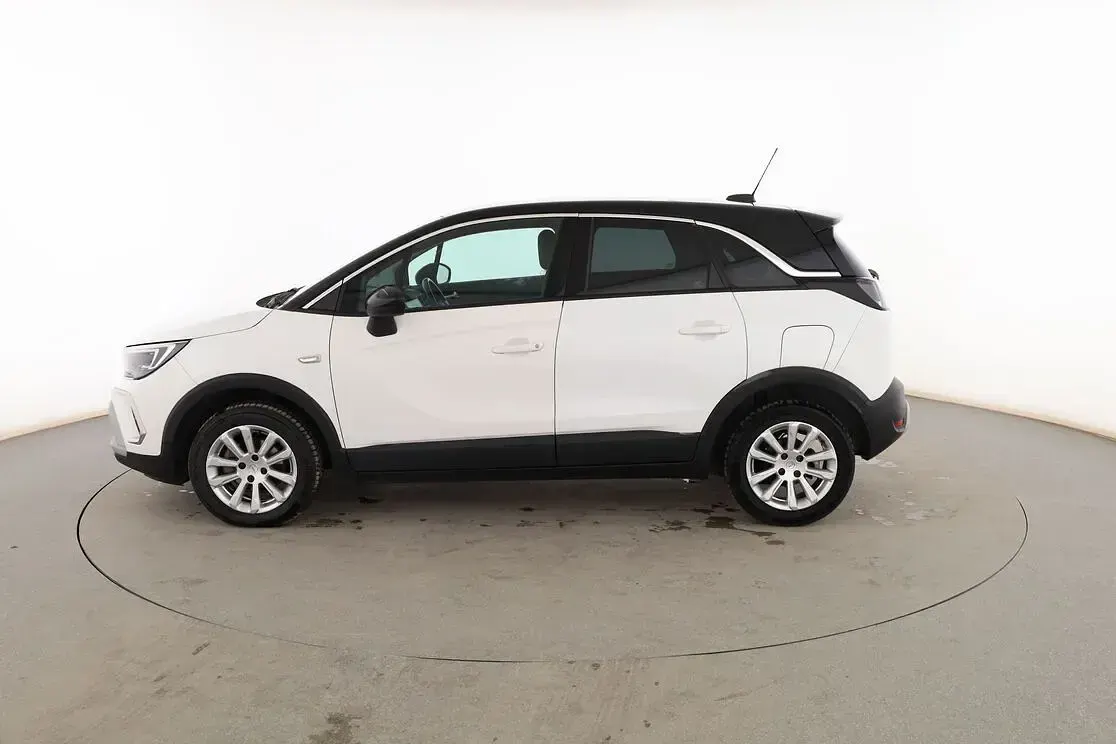 Usado Opel Crossland X Elegance 131 CV (96 kW) 2021 Blanco SUV