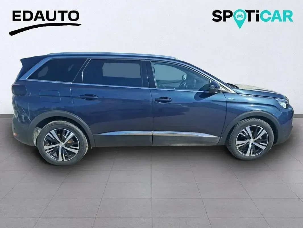 Usado Peugeot 5008 Allure 131 CV (96 kW) 2018 Azul SUV