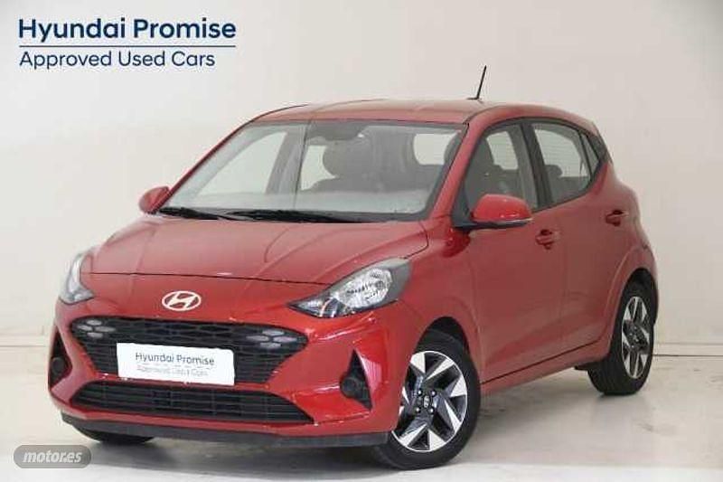 Rojo Usado 2023 Hyundai i10 Utilitario | 14.990 € (Precio justo) - Imagen 1/4