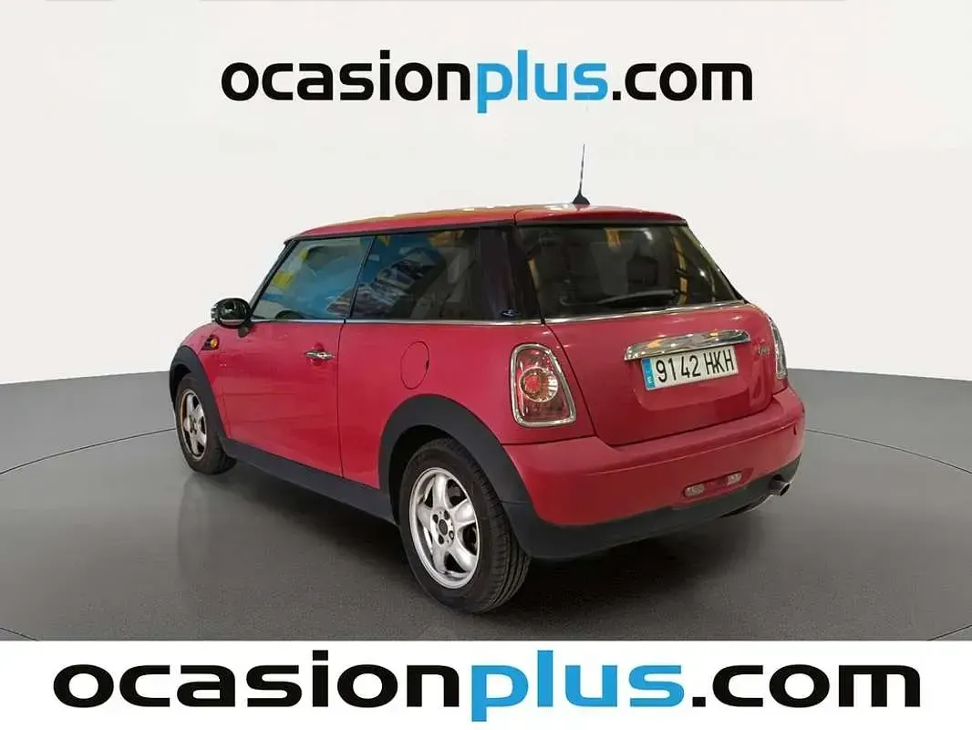Usado Mini ONE 75 CV (55 kW) 2012 Rojo Utilitario