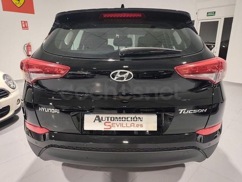 Usado Hyundai Tucson GO! 116 CV (85 kW) 2018 Negro SUV